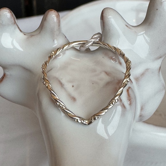 Jewlr Chevron Minimalist V Ring 925SS - NEW - Picture 3 of 7